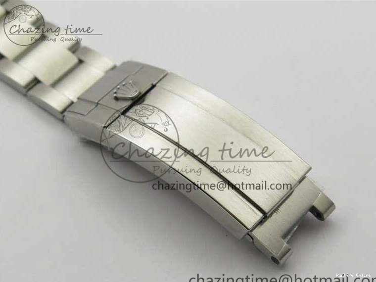 0107 Sea-Dweller DEEPSEA 116660 GMF 316L Steel Black Dial on SS Bracelet A UrbanChic 2959